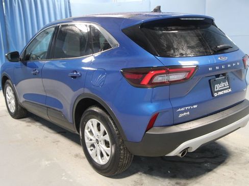Used 2023 Ford Escape Active AWD/4WD image 26