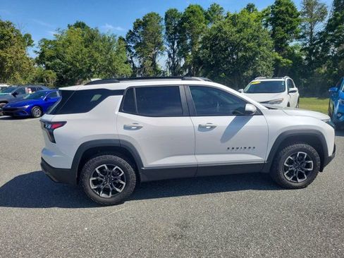 Used 2025 Chevrolet Equinox ACTIV w/ Safety and Technology Package FWD image 9