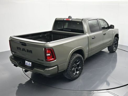 New 2026 RAM 1500 4x4 Crew Cab image 31