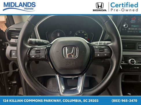 Certified 2023 Honda Pilot Touring image 16