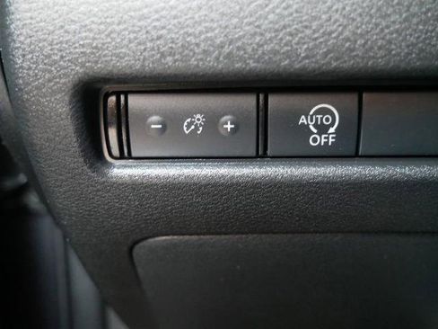 Certified 2023 Nissan Rogue S image 28