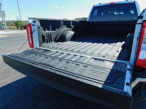 Used 2024 Ford F350 XLT image 12