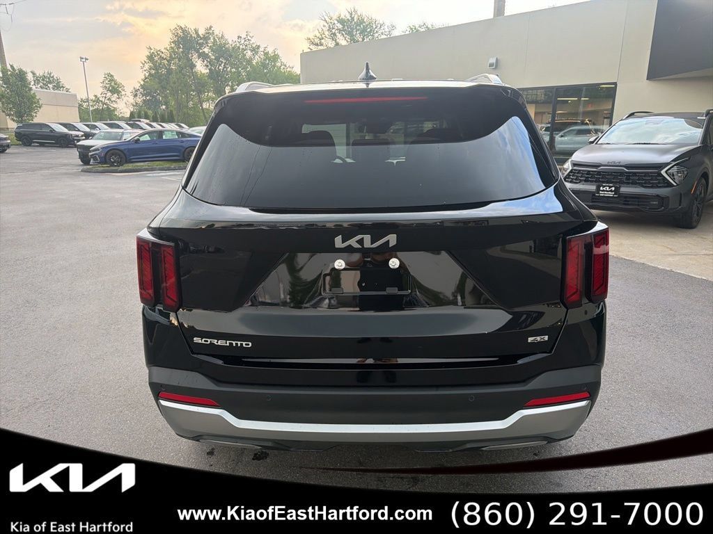 New 2026 Kia Sorento EX AWD/4WD image 9