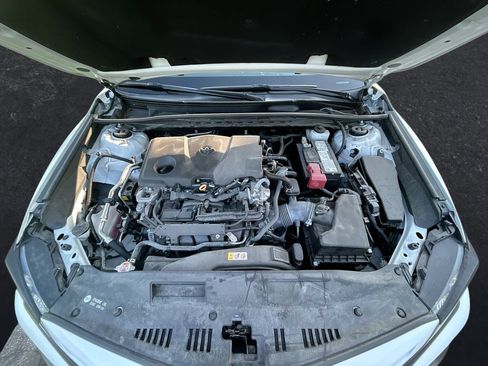 Used 2024 Toyota Camry SE w/ Convenience Package FWD image 32