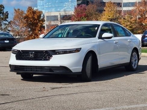 Used 2024 Honda Accord LX image 16