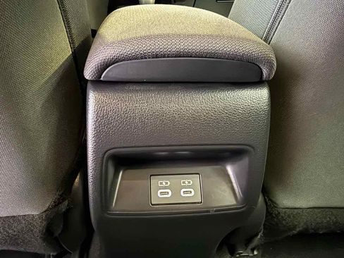 Used 2026 Toyota Corolla LE FWD image 22