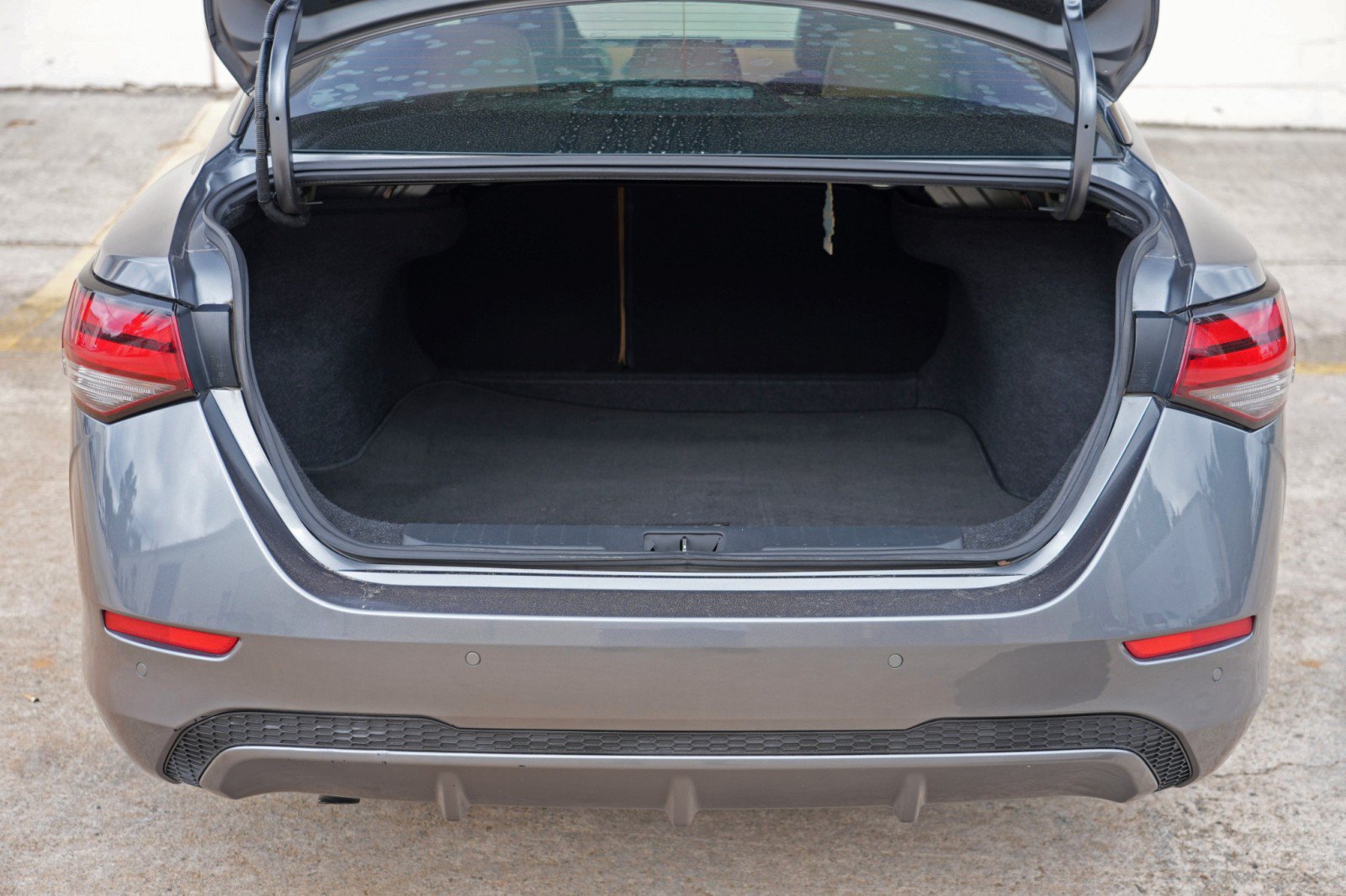Used 2020 Nissan Sentra SV FWD image 9