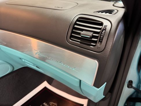 Used 2002 Ford Thunderbird image 47