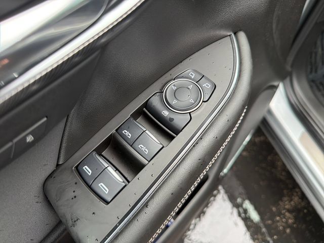 Certified 2024 Buick Envision Sport Touring AWD/4WD image 11