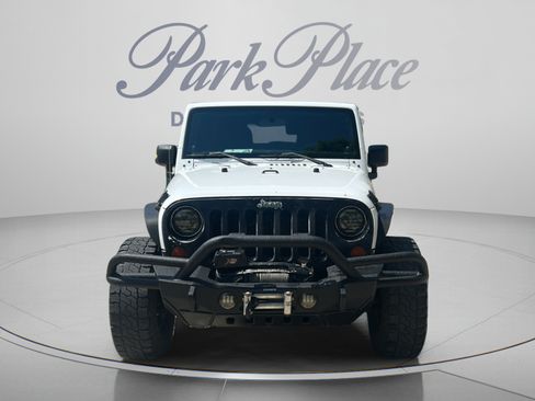 Used 2011 Jeep Wrangler Unlimited Sport w/ Connectivity Group AWD/4WD image 8