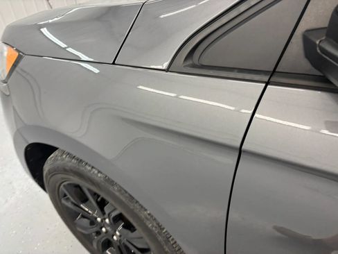 Used 2022 Ford Edge SE w/ Black Appearance Package AWD/4WD image 18