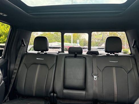 Used 2015 Ford F150 Platinum w/ Equipment Group 701A Luxury AWD/4WD image 48