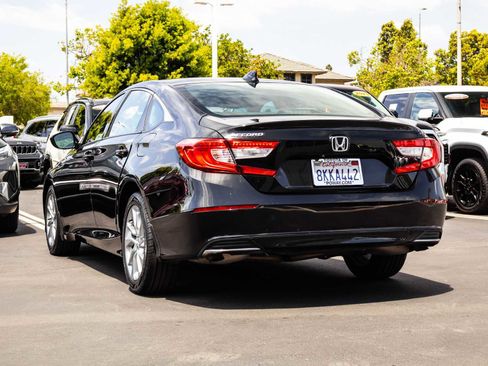 Used 2019 Honda Accord LX image 9