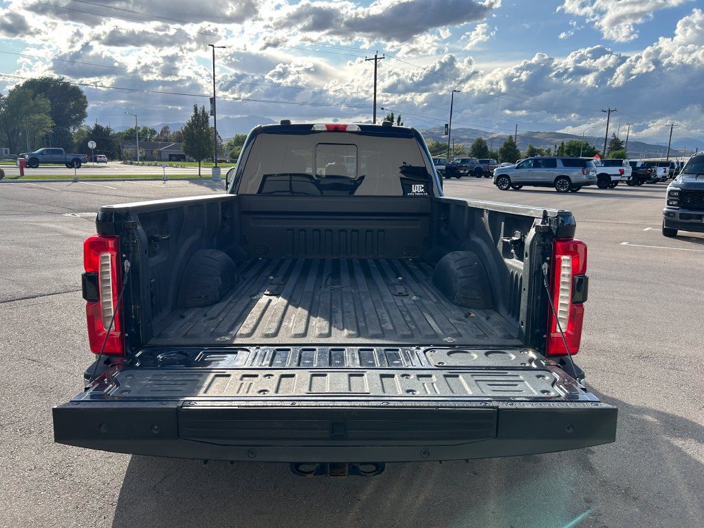 Used 2023 Ford F350 King Ranch AWD/4WD image 7