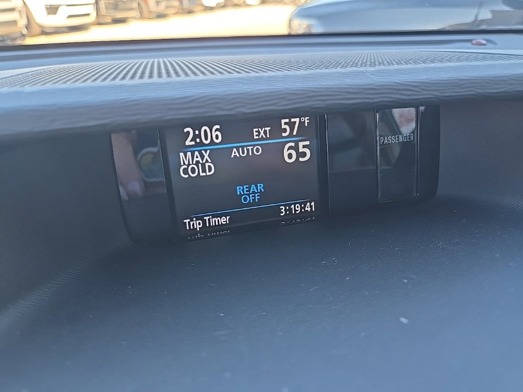 Used 2013 Toyota Sienna LE FWD image 15