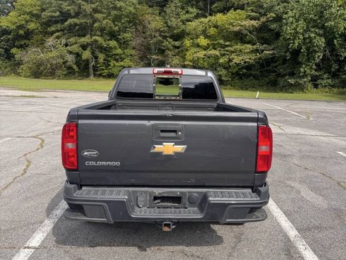 Used 2016 Chevrolet Colorado Z71 AWD/4WD image 5