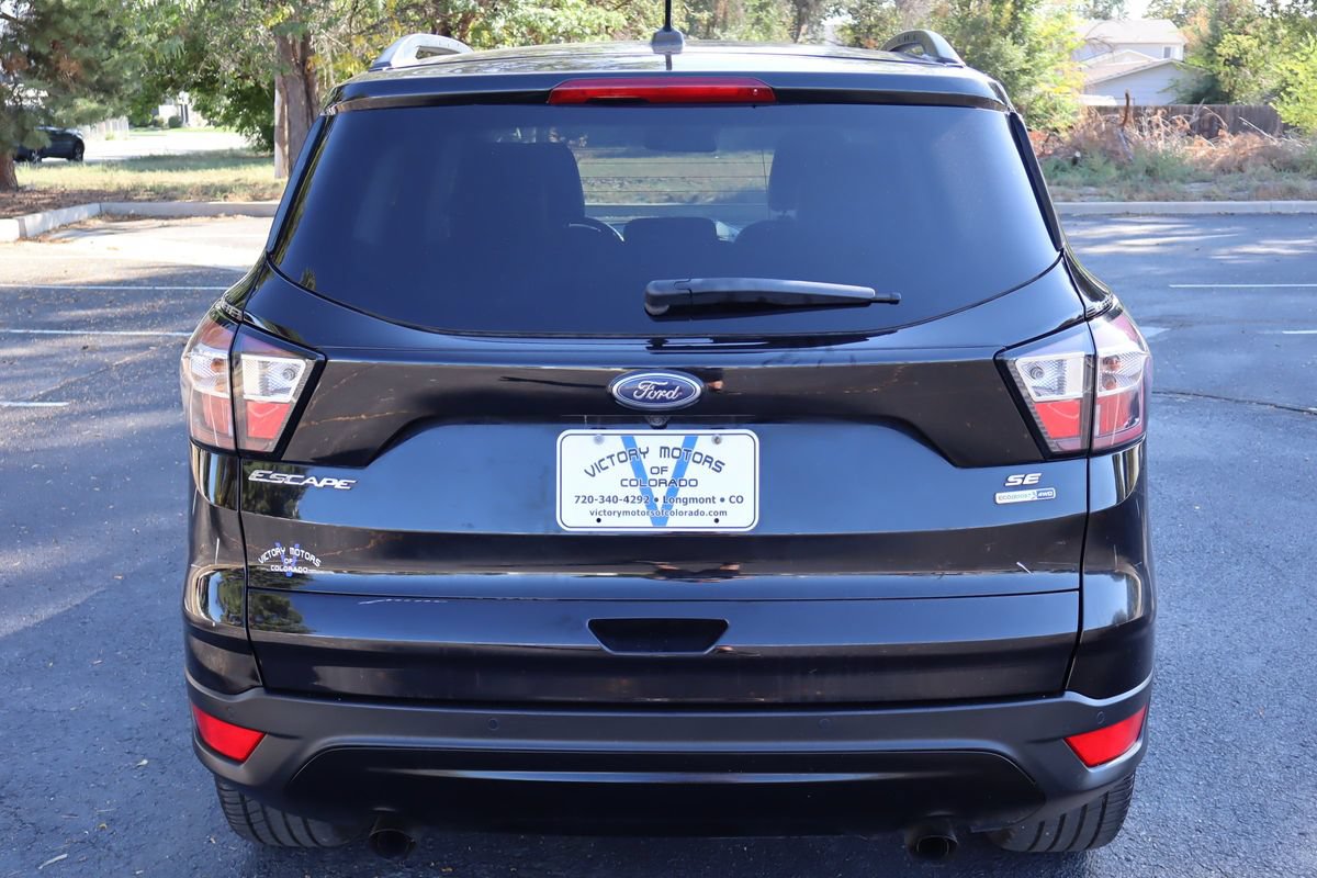 Used 2017 Ford Escape SE w/ Equipment Group 201A AWD/4WD image 6