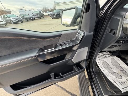 Certified 2022 Ford F150 Platinum w/ Equipment Group 701A High image 8