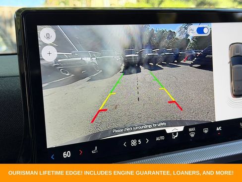 Used 2025 Ford Explorer Active RWD image 30