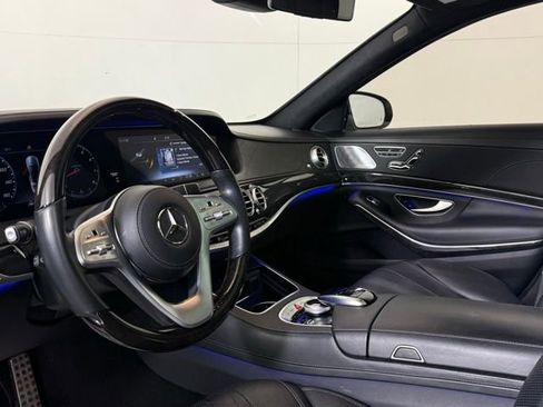 Used 2020 Mercedes-Benz S 560 Sedan image 37