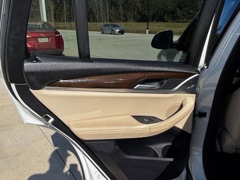 Used 2019 BMW X3 sDrive30i w/ Premium Package image 12