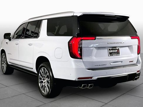 Used 2026 GMC Yukon XL Denali w/ Sun & Power Step Package AWD/4WD image 12