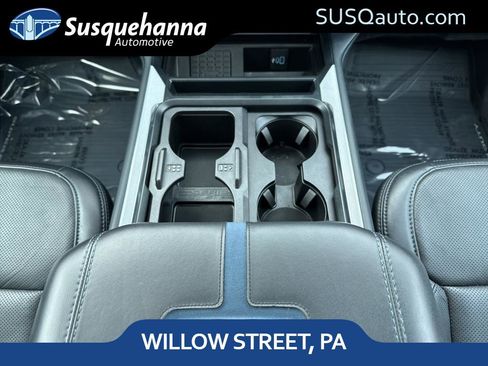 Used 2025 Ford F250 Platinum w/ FX4 Off-Road Package image 30