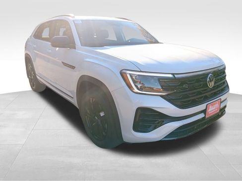 New 2025 Volkswagen Atlas Cross Sport SEL R-Line image 7