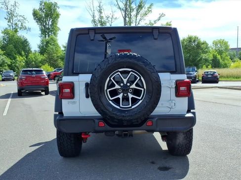 Used 2024 Jeep Wrangler Unlimited Rubicon AWD/4WD image 35