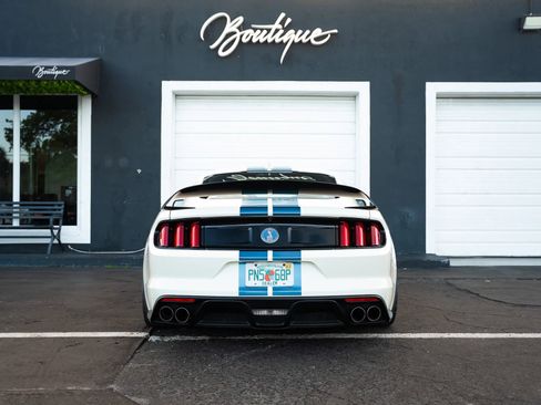 Used 2020 Ford Mustang Shelby GT350R w/ GT350R Equipment Group 920A RWD image 5