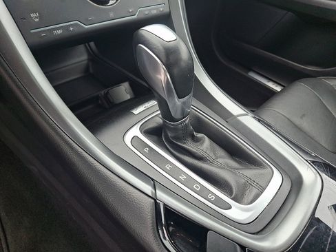 Used 2013 Ford Fusion Titanium image 16