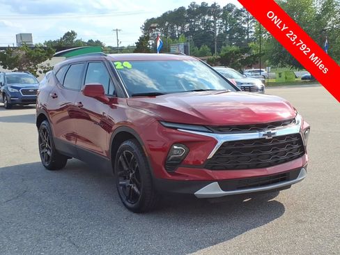 Used 2024 Chevrolet Blazer LT FWD image 7