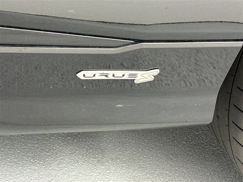 Used 2023 Lamborghini Urus S image 27