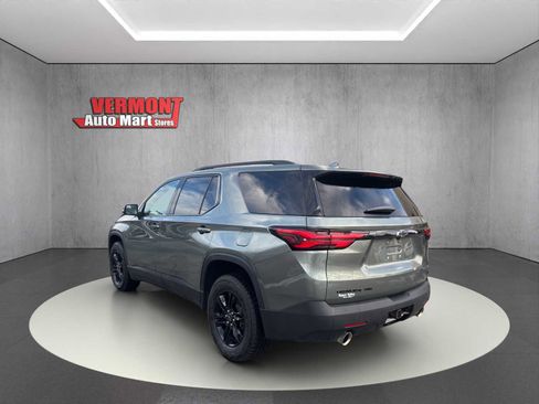 Used 2023 Chevrolet Traverse LT w/ Midnight/Sport Edition image 5