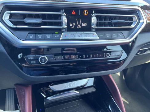 Used 2023 BMW X4 xDrive30i w/ Premium Package image 19