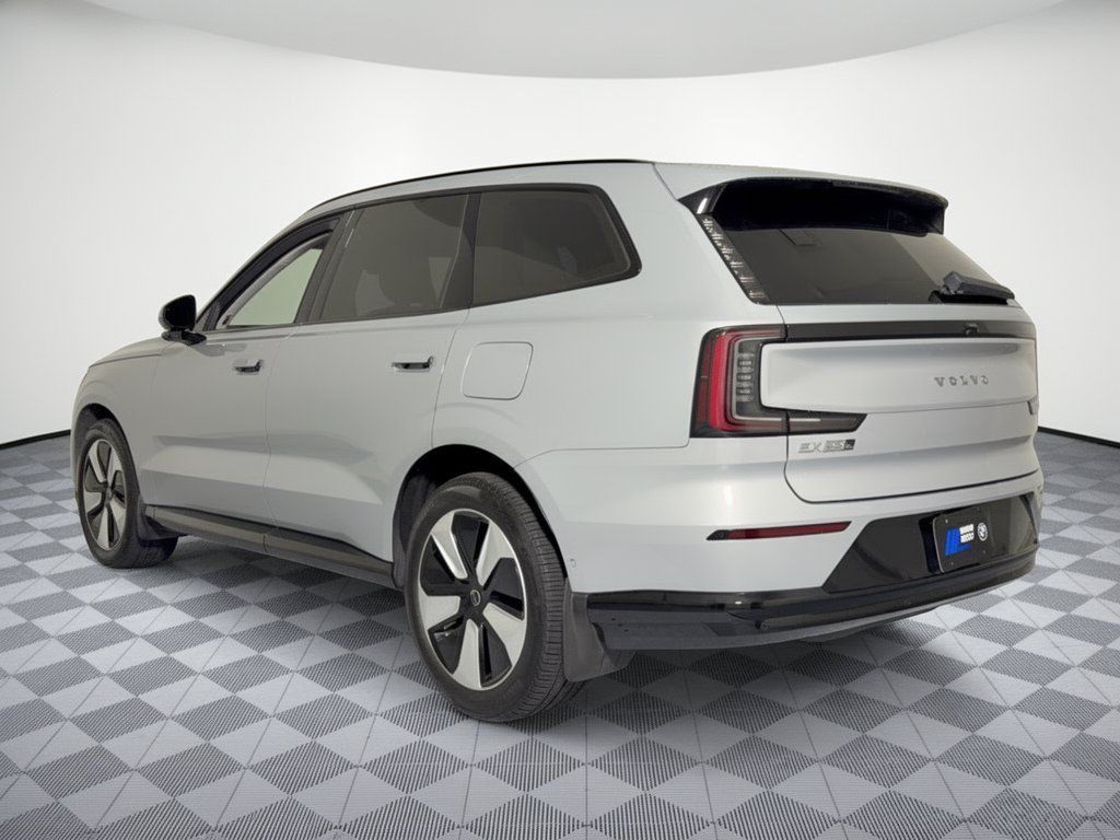 Used 2025 Volvo EX90 Ultra AWD/4WD image 3