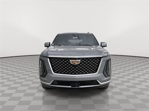 New 2026 Cadillac Escalade Luxury w/ Touring Package image 3