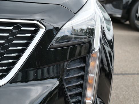 Used 2020 Cadillac XT4 Premium Luxury AWD/4WD image 9