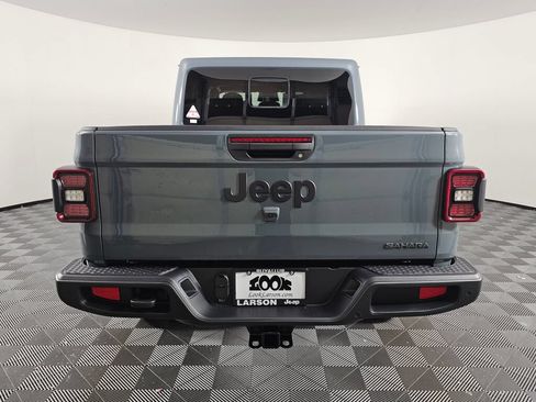 New 2026 Jeep Gladiator Mojave AWD/4WD image 5