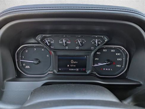 Used 2022 GMC Sierra 2500 AT4 image 16