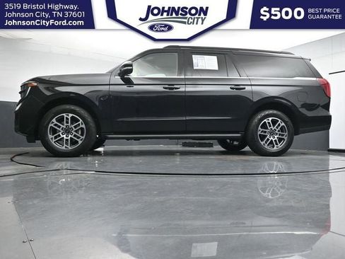 Used 2025 Ford Expedition Max Active AWD/4WD image 31