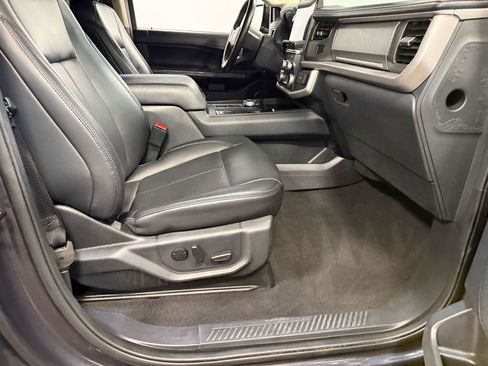 Used 2024 Ford Expedition Max XLT RWD image 63