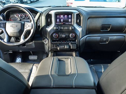 Used 2020 Chevrolet Silverado 1500 LT Trail Boss image 9