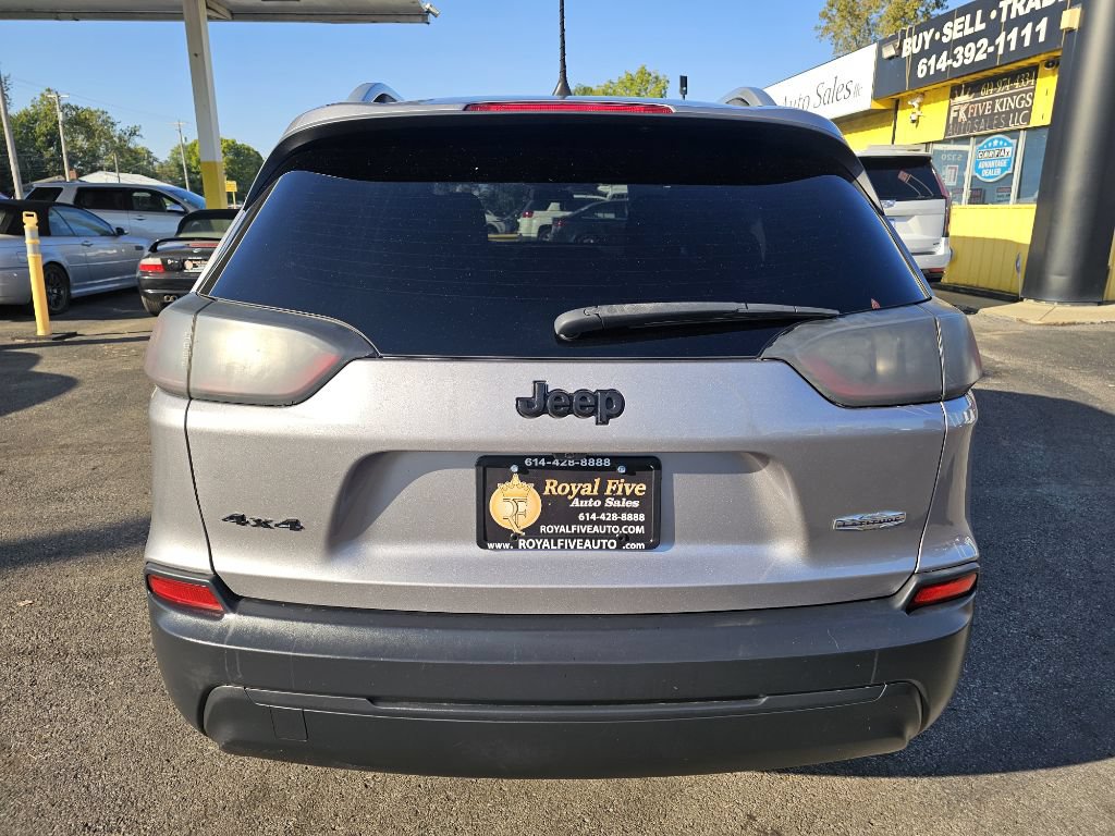 Used 2019 Jeep Cherokee Latitude w/ Popular Appearance Group AWD/4WD image 12
