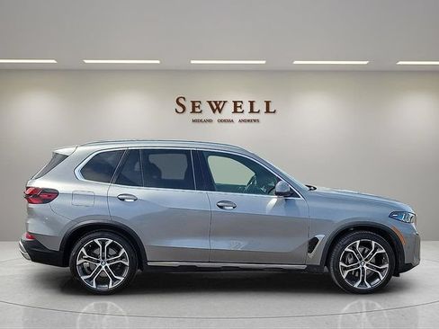 Used 2024 BMW X5 sDrive40i w/ Premium Package RWD image 6