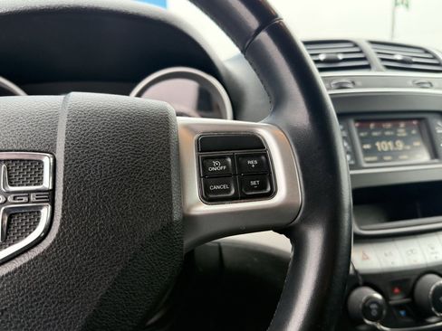 Used 2018 Dodge Journey SE w/ Popular Equipment Group image 17