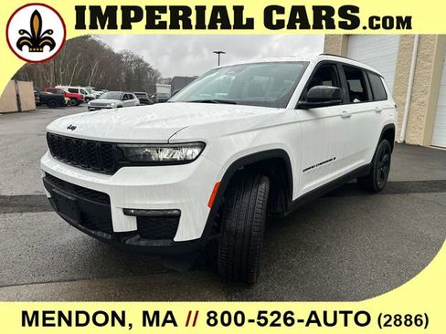 New 2025 Jeep Grand Cherokee L Limited w/ Black Appearance Package AWD/4WD image 5
