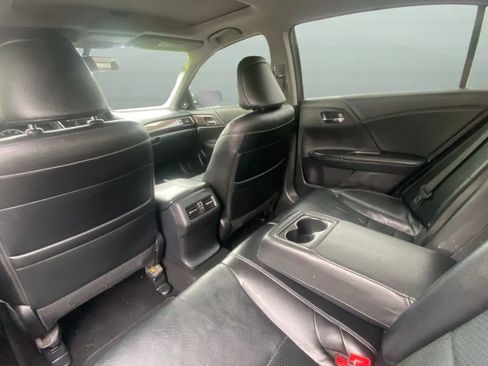 Used 2017 Honda Accord EX-L image 29