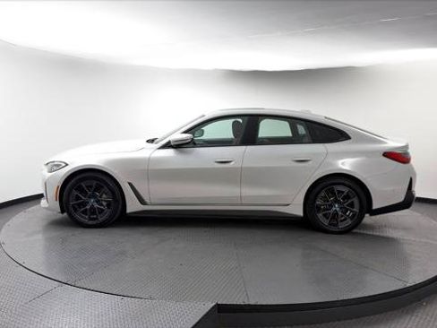 Used 2023 BMW i4 eDrive35 w/ Premium Package RWD image 3