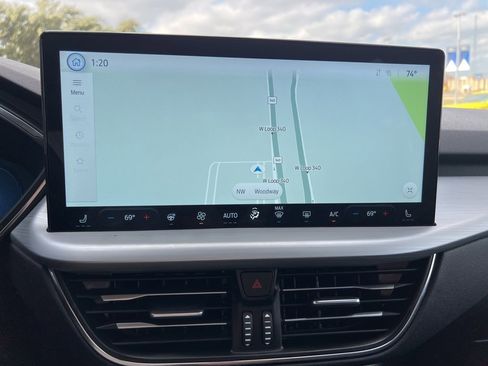 Used 2025 Ford Escape Platinum image 14